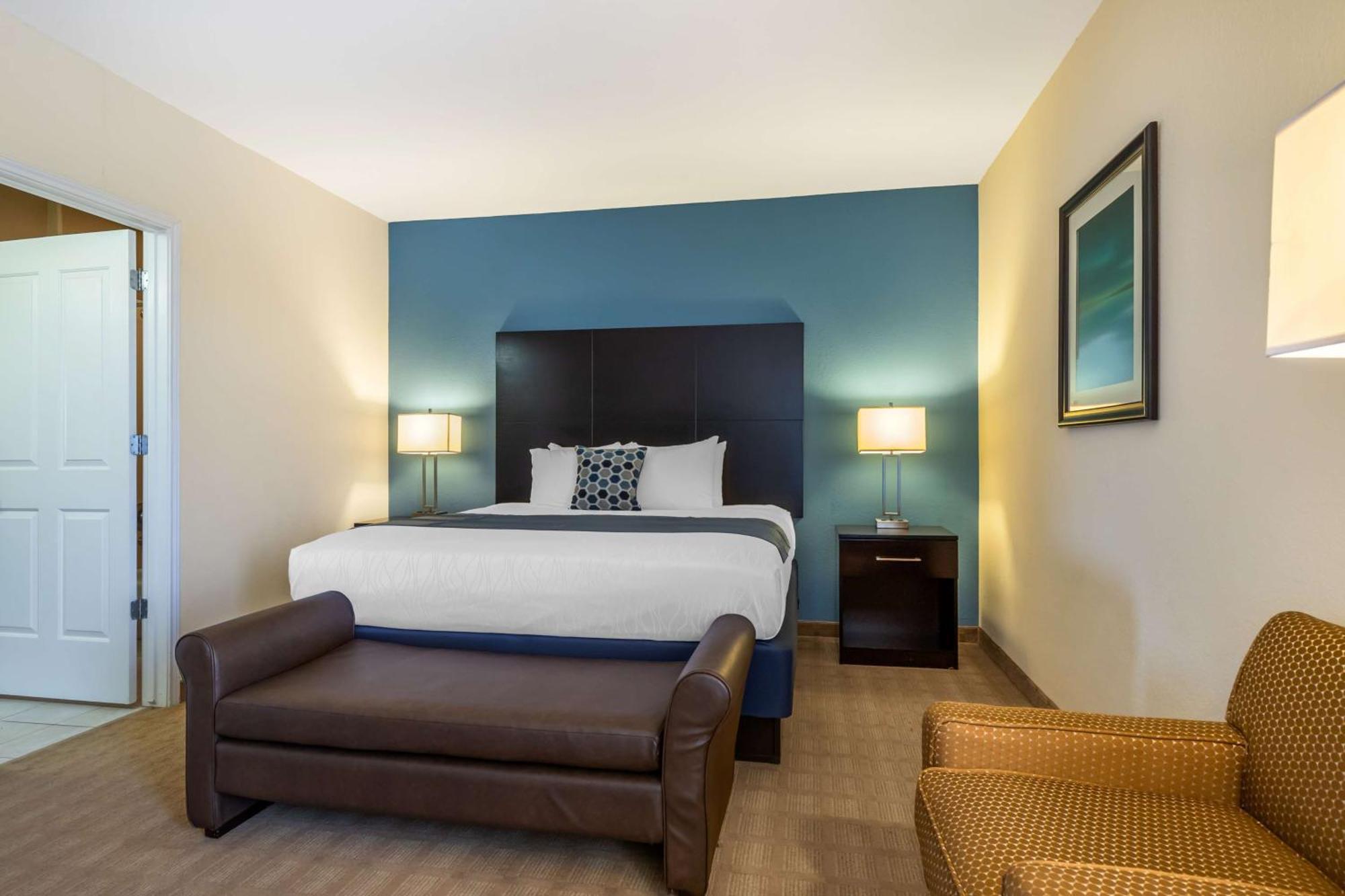 Best Western Plus Lytle Inn And Suites Exterior foto